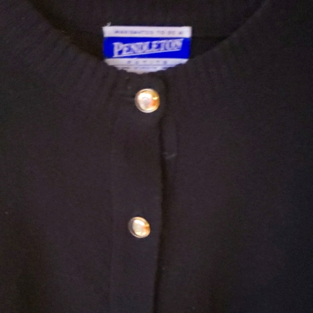Pendleton Blk Lambswool Gold Button Cardigan. - image 2